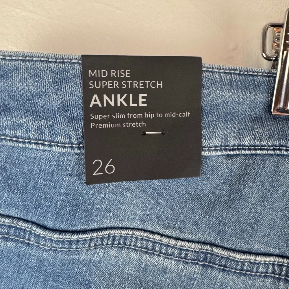 Lane Bryant Super Stretch Ankle Jeans Women 26 Blue Mid Rise Distressed Raw Hem